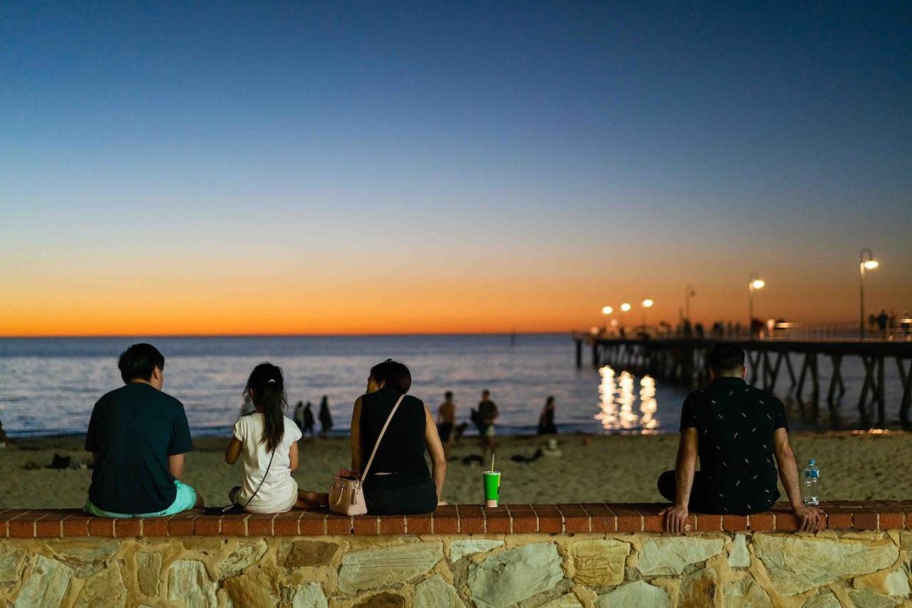 Holiday home House With Private Beachfront Pool Glenelg