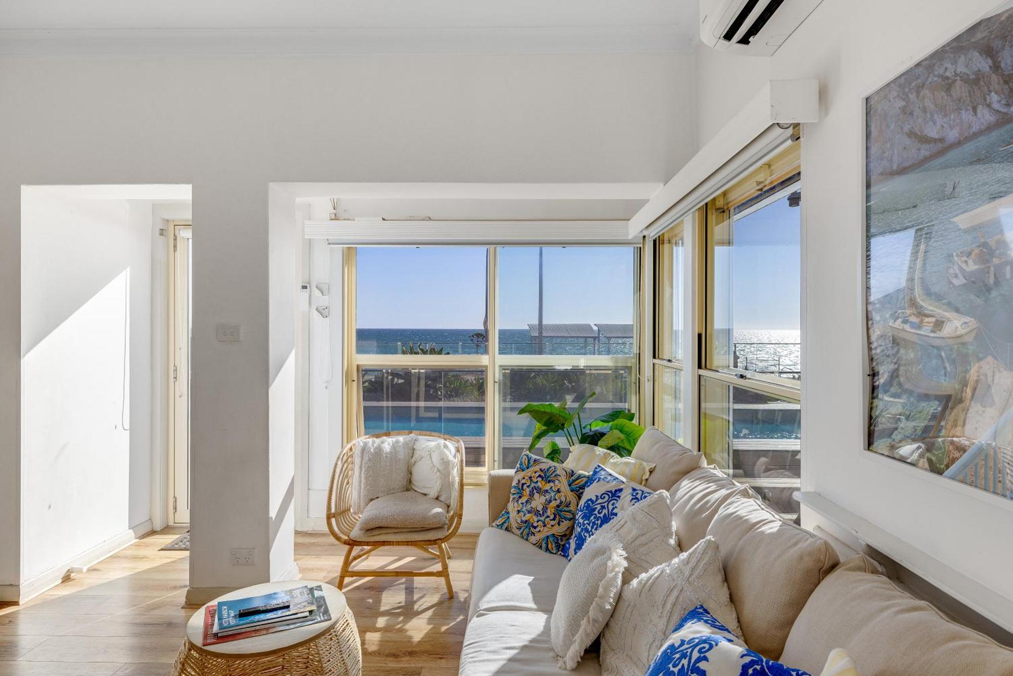 House With Private Beachfront Pool
